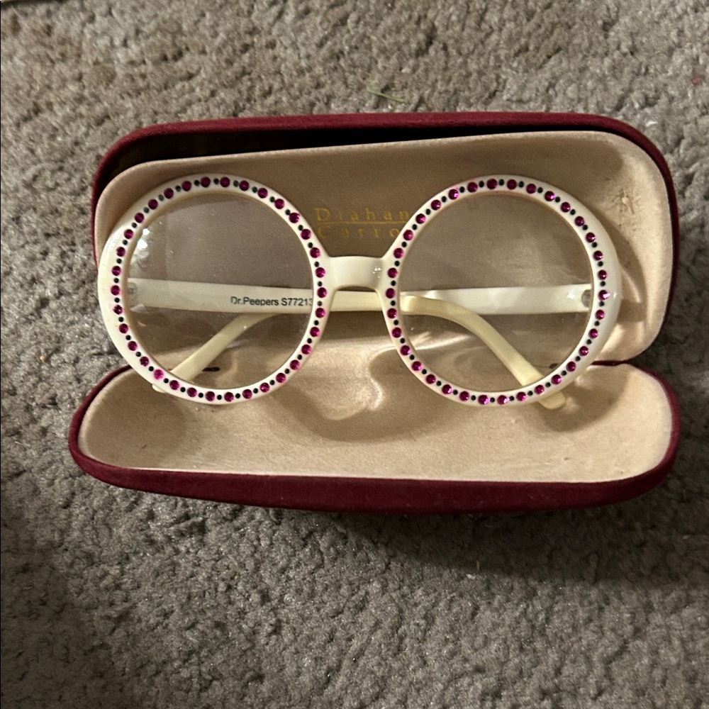 White Dr Peepers Glasses with Pink Sparkles